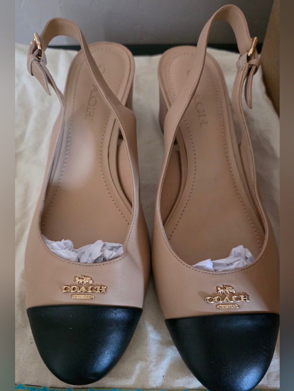 COACH Women’s Tan and Black Slingback With Heels